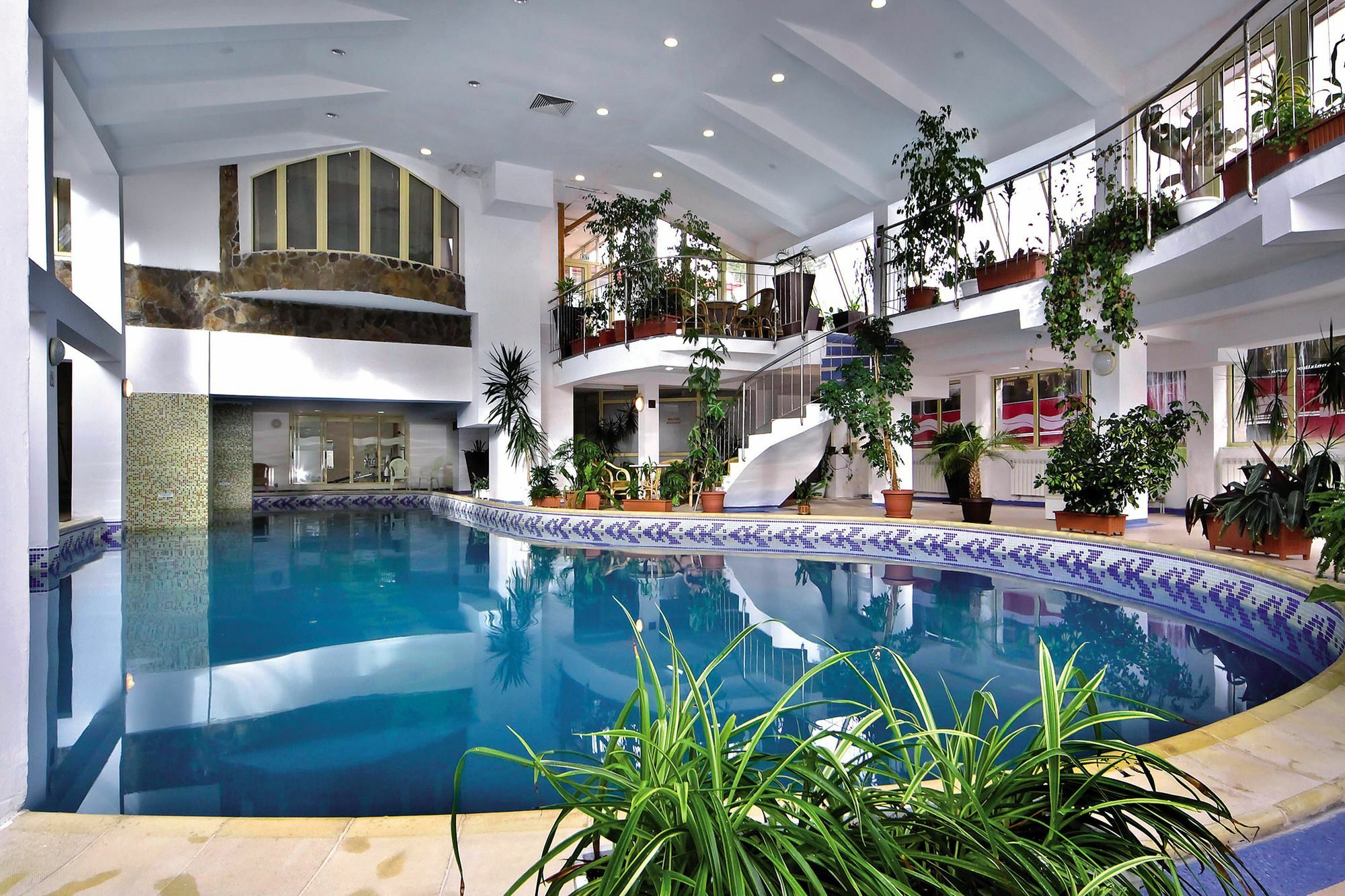 Snezhanka Apartments Tmf ปอมโปโรโว ภายนอก รูปภาพ